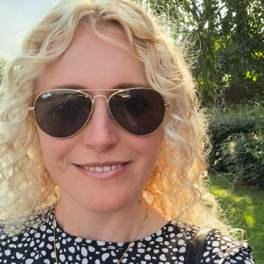 Bookkeeper, adult teacher, interpreting and translation Ukrainian, entering data, crafting