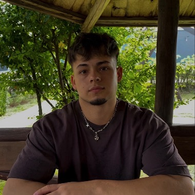 Freelance Graphic Designer