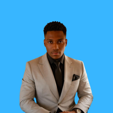 Web & Brand Designer | Business Strategist | Pitch Deck & Business Plan Expert